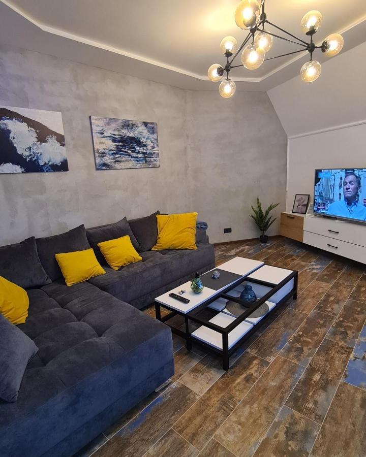 Apartmani Part Divcibare Luaran gambar