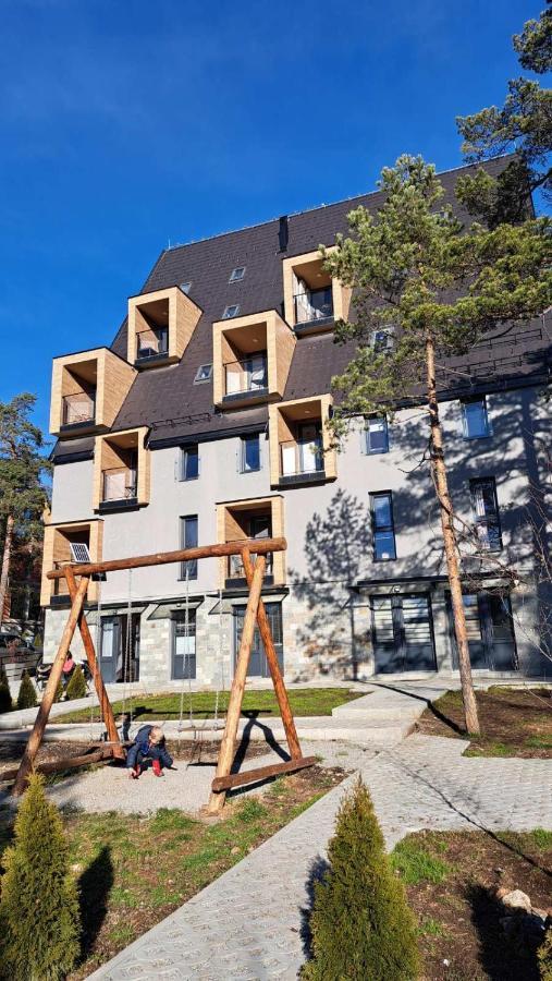 Apartmani Part Divcibare Luaran gambar