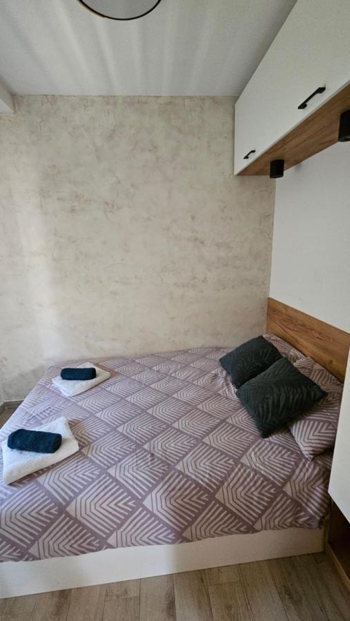 Apartmani Part Divcibare Luaran gambar
