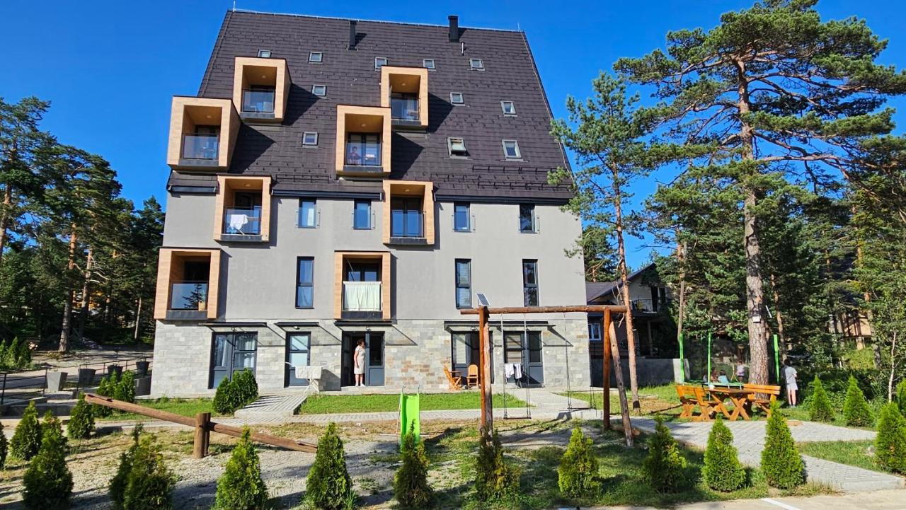 Apartmani Part Divcibare Luaran gambar